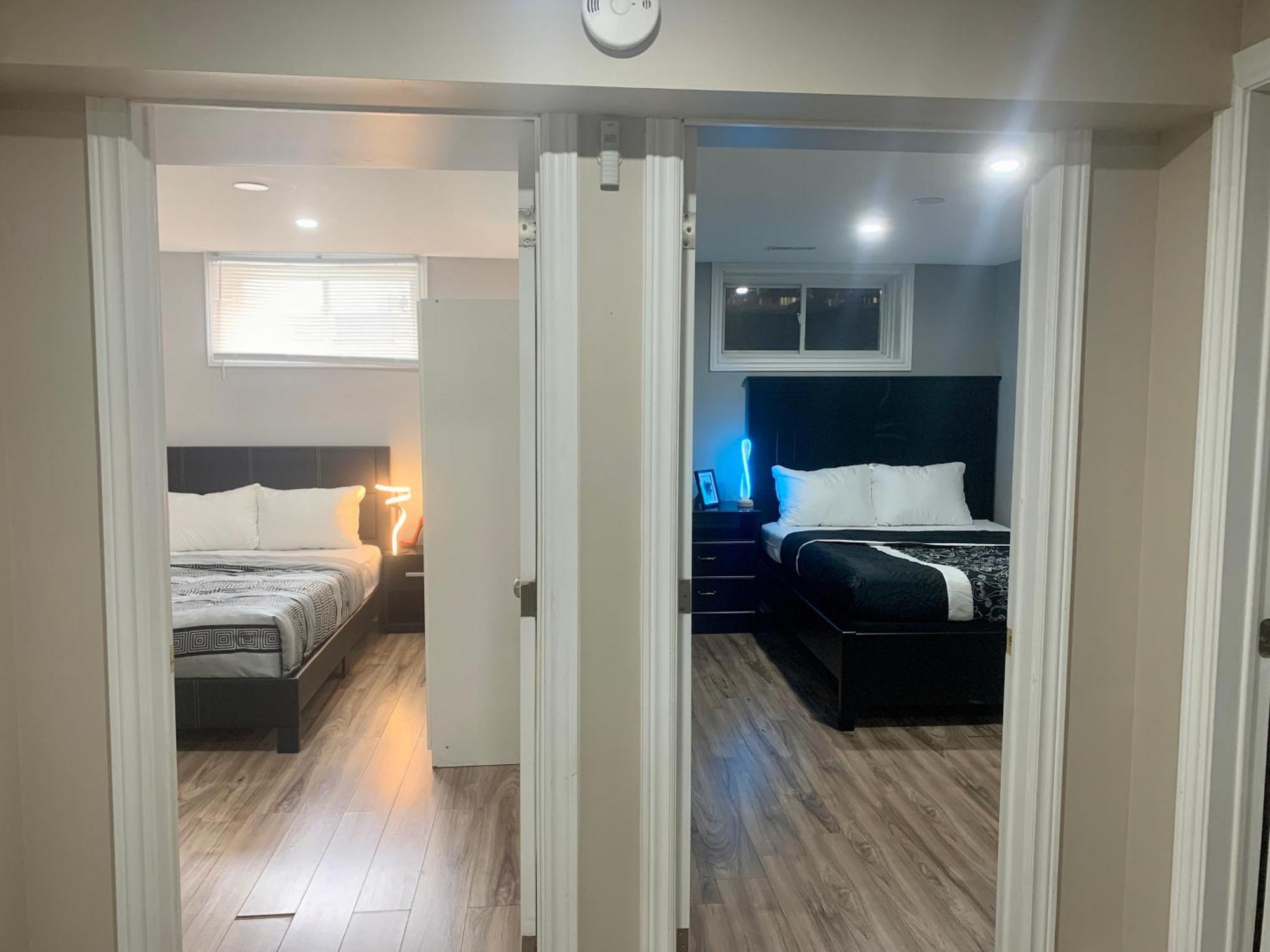 1 Room In A Cozy And Beautiful Basement Гвелф Екстер'єр фото